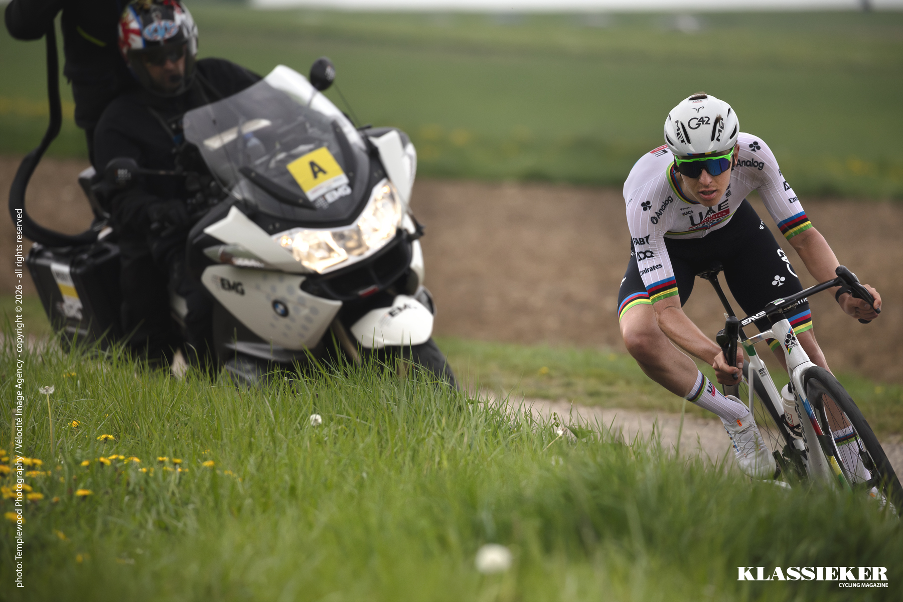 Amstel Gold Race 2025 - Tadej Pogačar banks into the corner to keep hold of his seemingly unassailable lead