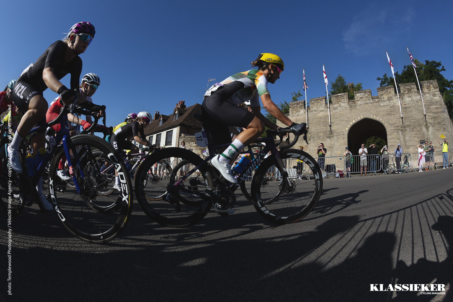 Birmingham 2022 - The women ride in front of the gates of Warwick Castle
