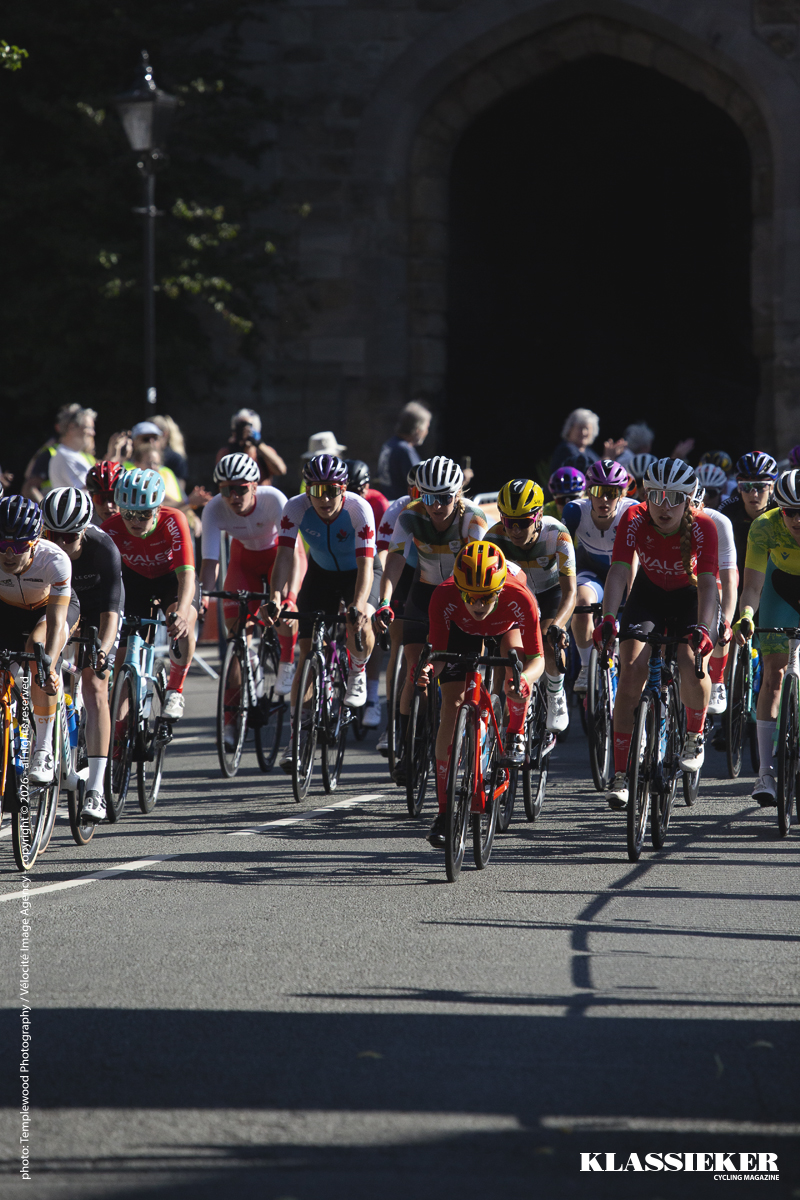 Birmingham 2022 - The women’s peloton during the road race