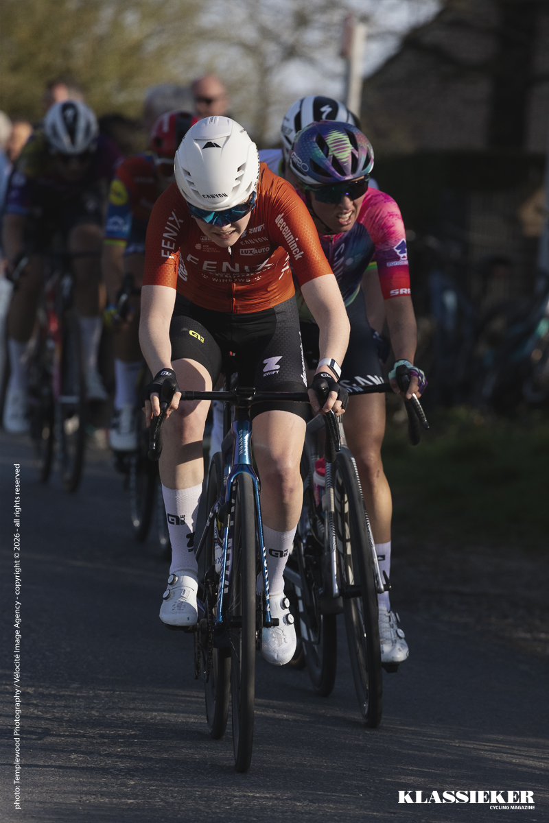 Dwars door Vlaanderen 2025 - Puck Pieterse is closely followed by Kasia Niewiadoma on the climb at Nokere