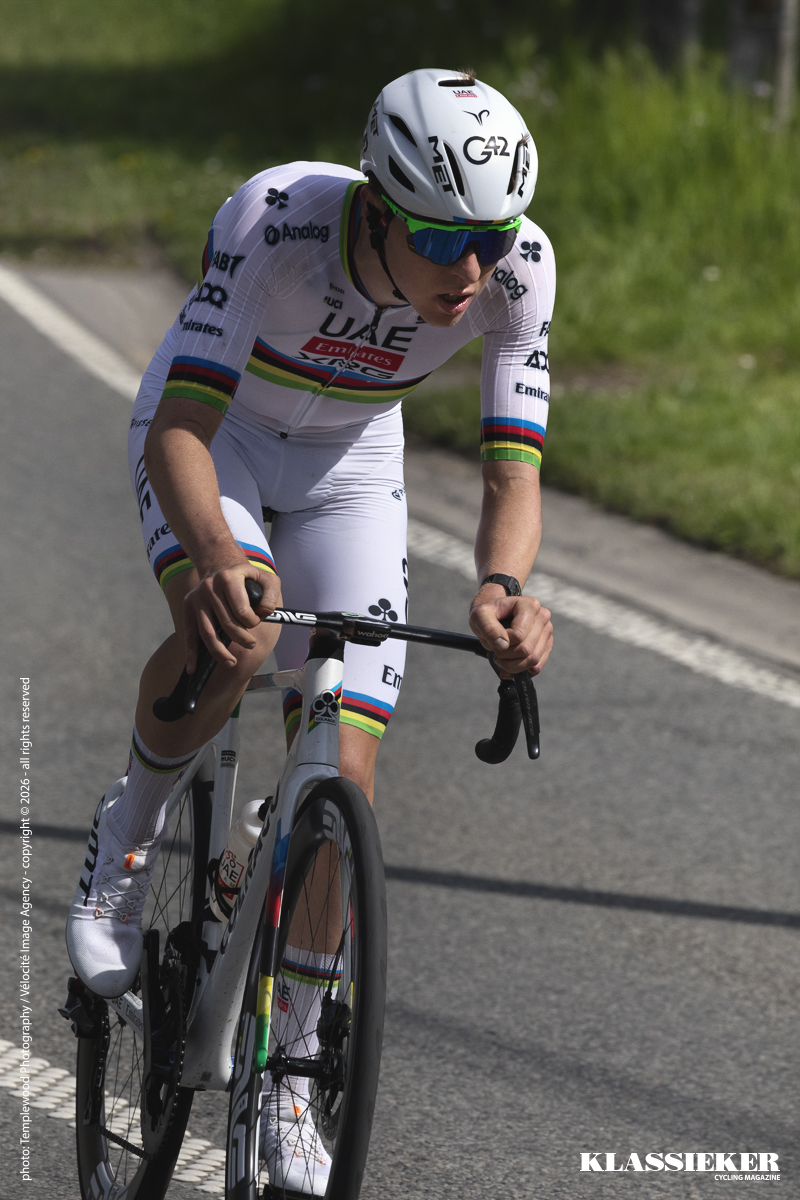 Liege Bastogne Liege 2025 - Tadej Pogačar approaches the climb of Côte des Forges